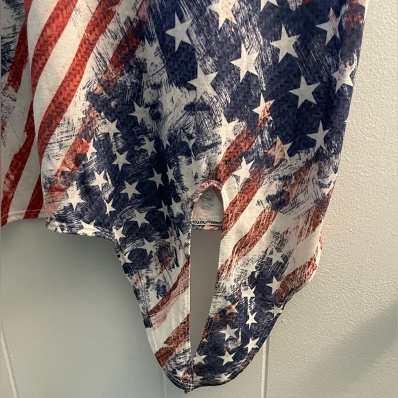 Christopher & Banks Abstract Flag Shirt   Women's Relaxed Size L - Picture 4 of 9